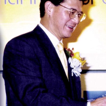 Dr. the Hon Sze-Yuan Chung, retired from the Council and was appointed the University’s first Pro-Chancellor. Dr. Vincent Lo became Chairman of the Council.