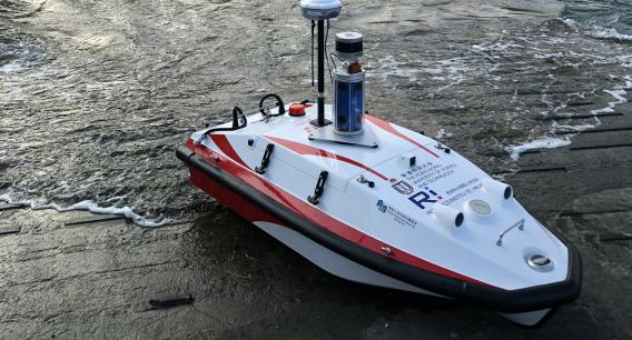 Unmanned boat with a ground-breaking navigation system.