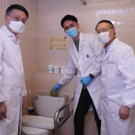 Prof. YEUNG King-Lun (first left) and Prof. Joseph Kwan (first right), inspected the trial of AMGel in an elderly home under HOHCS.